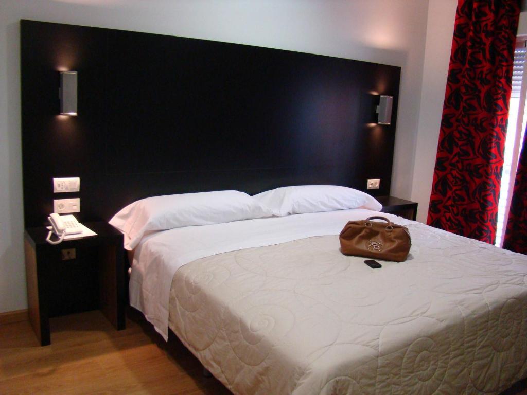 Yit Alcover Granada Room photo