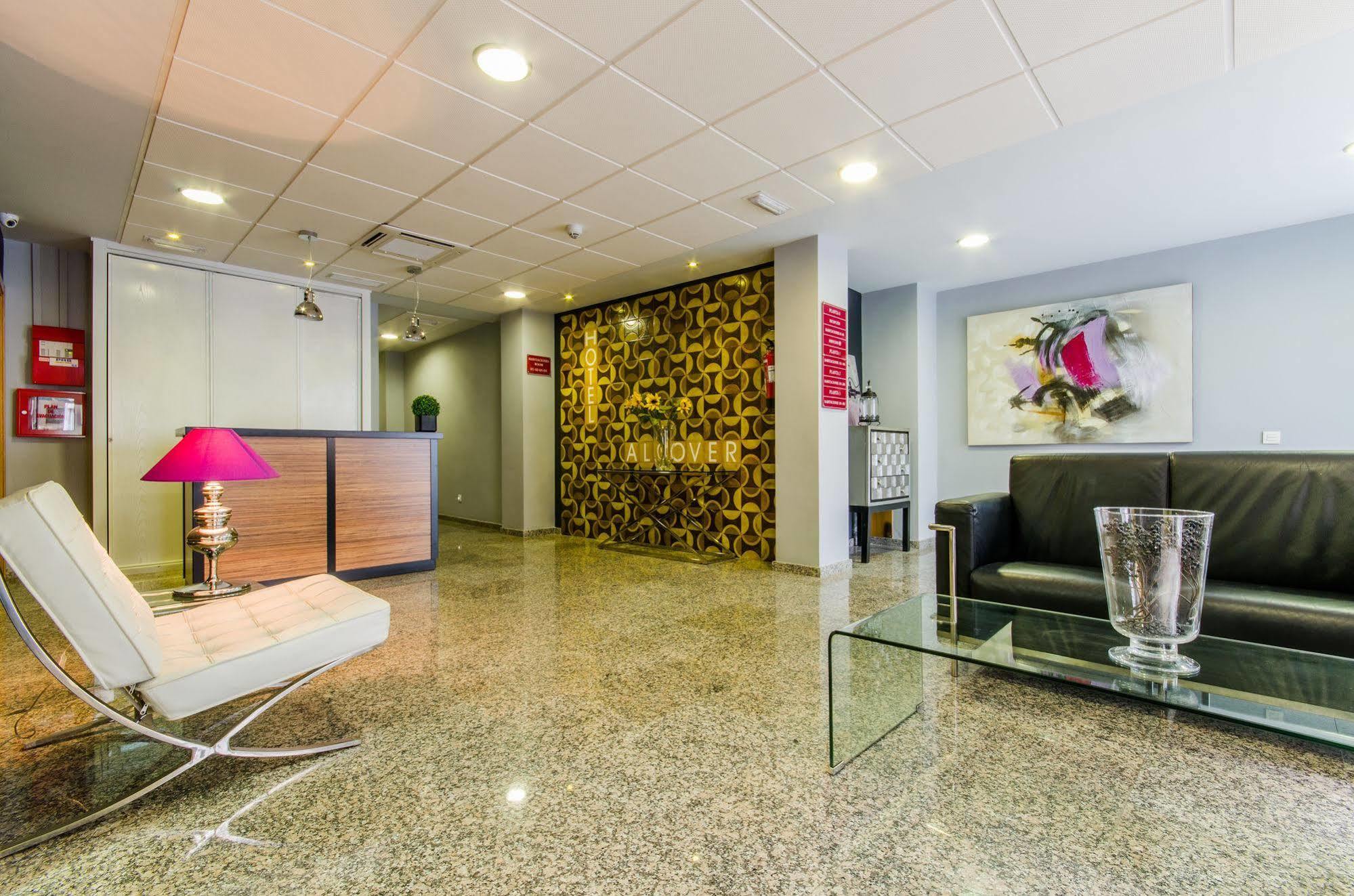 Yit Alcover Granada Exterior photo